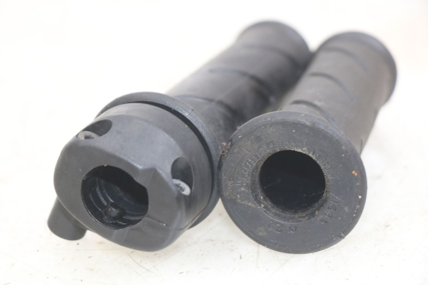 photo de MANOPOLE DELL'ACCELERATORE PEUGEOT SV 125 (1991 - 1994)