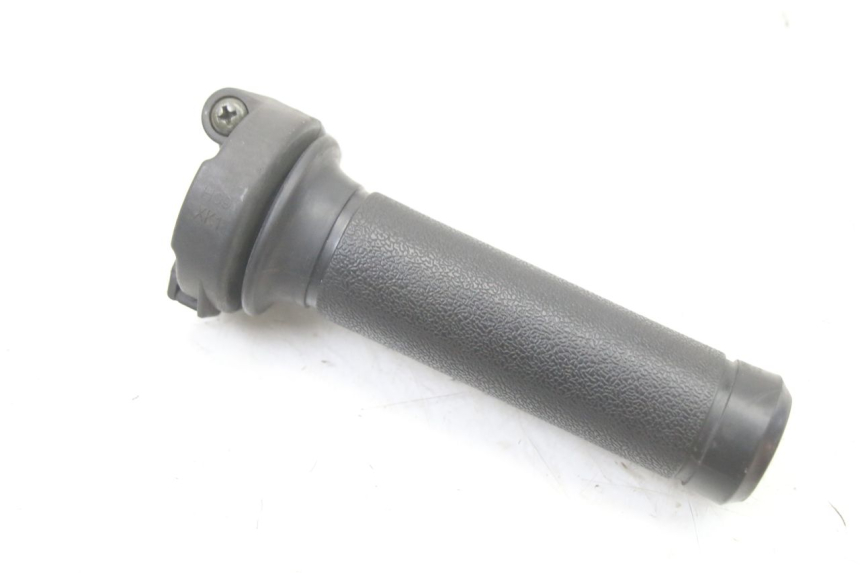 photo de MANOPOLE DELL'ACCELERATORE PEUGEOT TWEET 4T 50 (2018 - 2020)