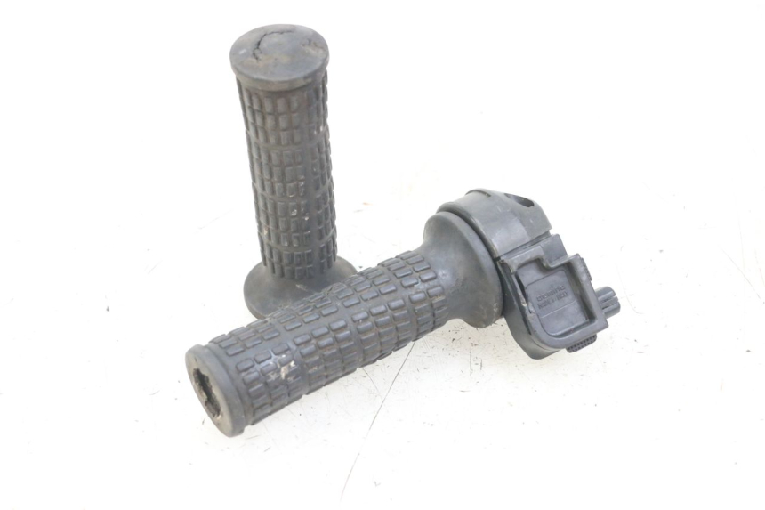 photo de MANOPOLE DELL'ACCELERATORE PEUGEOT XP6 50 (1997 - 2003)