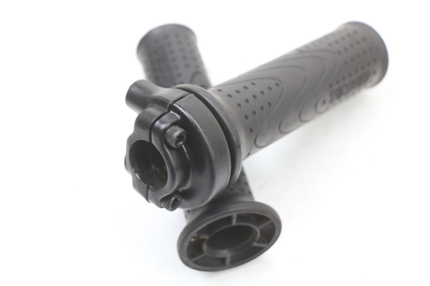 photo de MANOPOLE DELL'ACCELERATORE PIAGGIO MP3 500 (2011 - 2015)