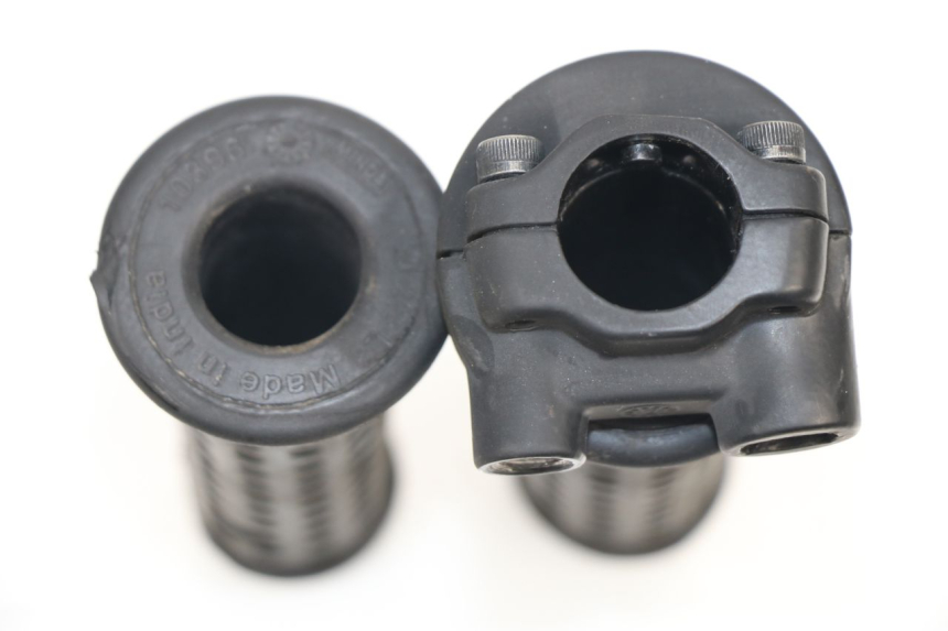 photo de MANOPOLE DELL'ACCELERATORE PIAGGIO NEW TYPHOON 50 (2018 - 2021)