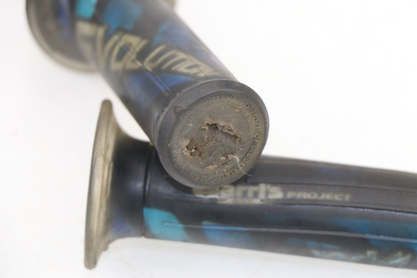 photo de Manopola dell'acceleratore PIAGGIO NRG EXTREME H2O 50 (1999 - 2001)