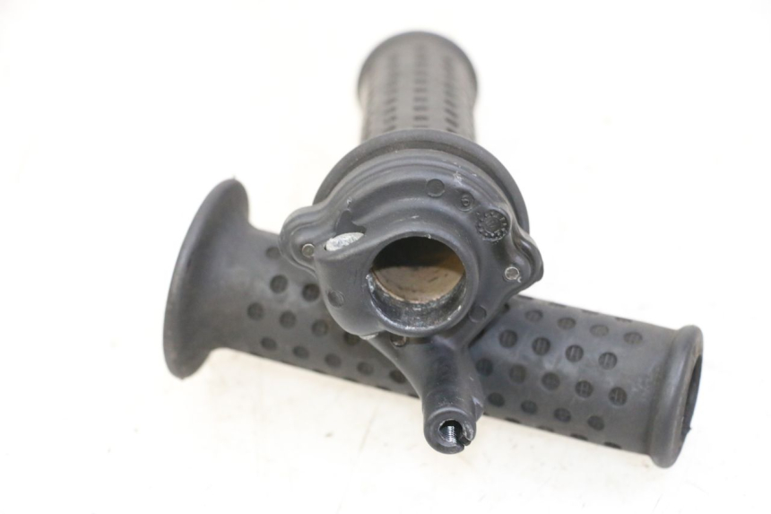 photo de ACCELERATORE PIAGGIO VESPA GRANTURISMO 200 (2004 - 2005)