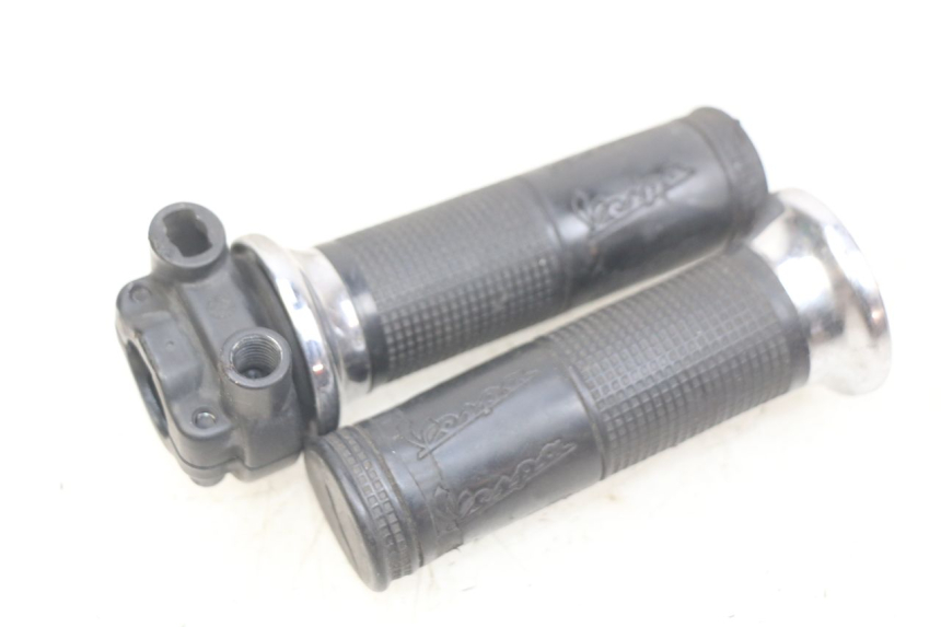 photo de MANOPOLE DELL'ACCELERATORE PIAGGIO VESPA LXV 125 (2006 - 2009)
