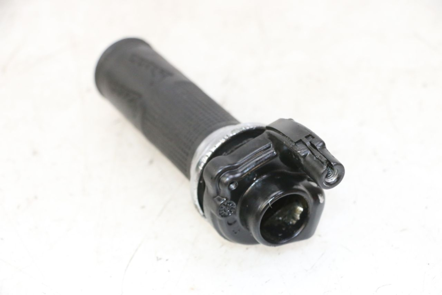 photo de MANOPOLE DELL'ACCELERATORE PIAGGIO VESPA S 2T 50 (2007 - 2014)