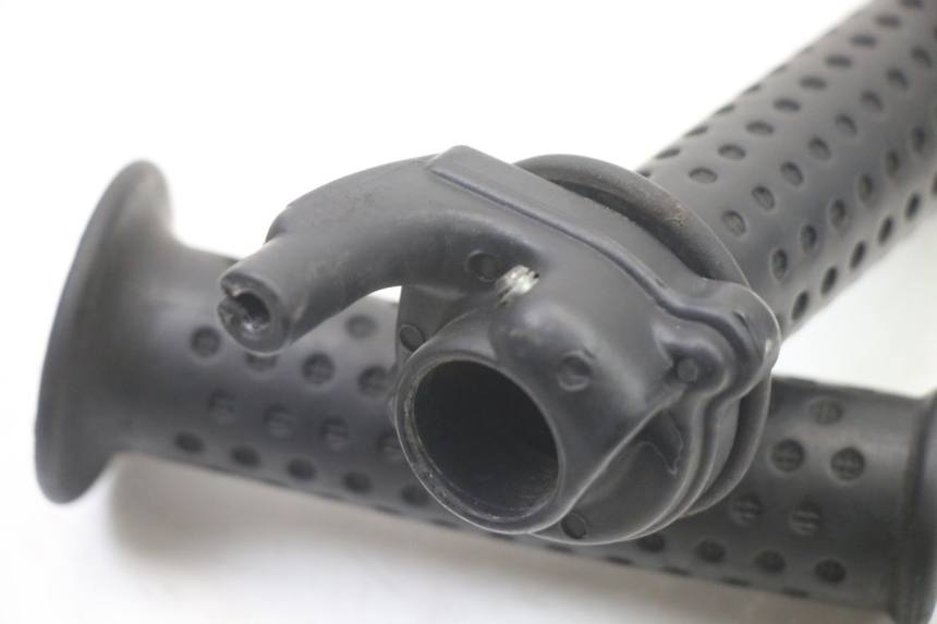 photo de MANOPOLE DELL'ACCELERATORE PIAGGIO X8 125 (2004 - 2007)