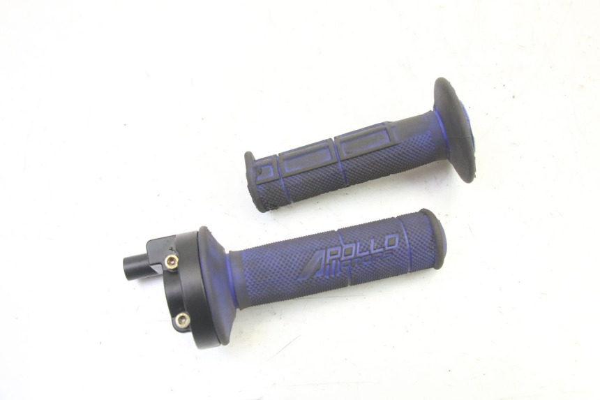 photo de MANOPOLE DELL'ACCELERATORE APOLLO RFZ 125