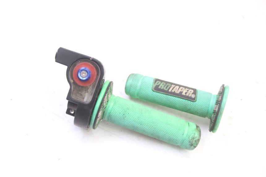 photo de MANOPOLE DELL'ACCELERATORE APOLLO RXF 125