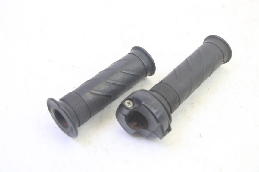 photo de MANIGLIA DELL'ACCELERATORE DAELIM S1 125 (2007 - 2016) - Dettaglio del componente