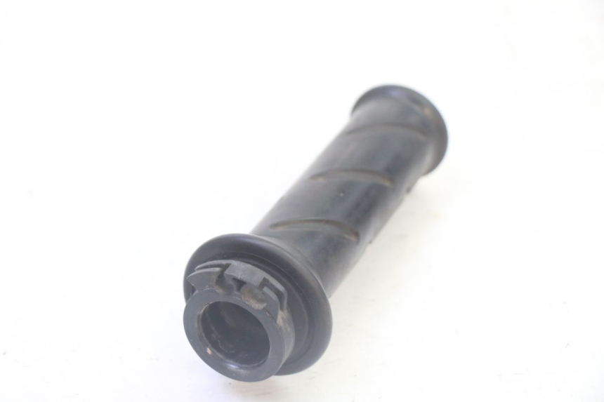 photo de ACCELERATORE PEUGEOT SATELIS 125 (2010 - 2012)