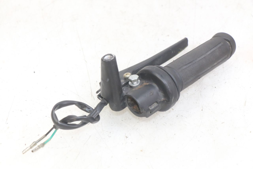 photo de MANOPOLE DELL'ACCELERATORE HONDA SCV LEAD 100 (2003 - 2007)