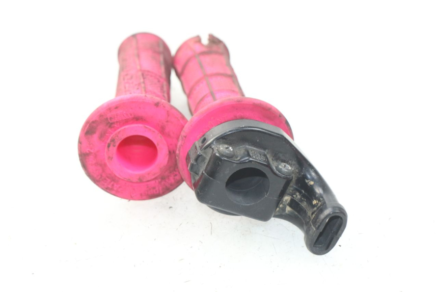 photo de Manopola dell'acceleratore SUZUKI RMZ RM-Z 450 (2008 - 2011)