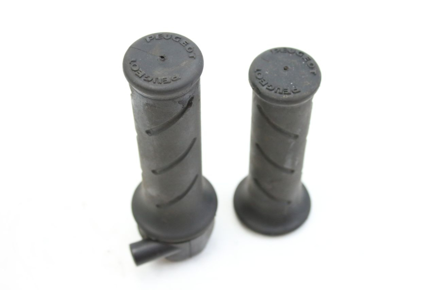 photo de MANOPOLE DELL'ACCELERATORE PEUGEOT SV 125 (1991 - 1994)