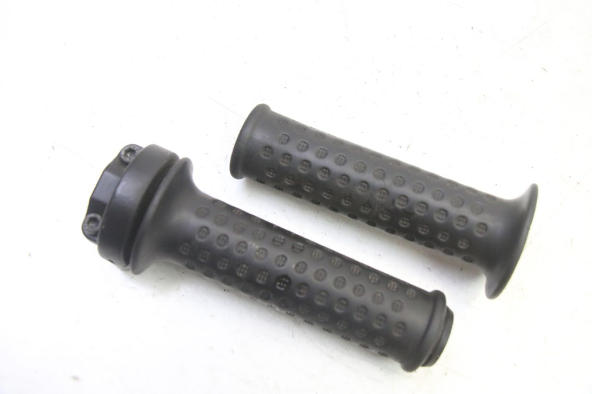photo de MANOPOLE DELL'ACCELERATORE APRILIA SXR 50 (2021 - 2023)