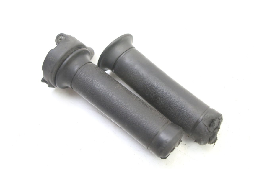 photo de MANOPOLE DELL'ACCELERATORE PEUGEOT TWEET 4T 50 (2014 - 2019)