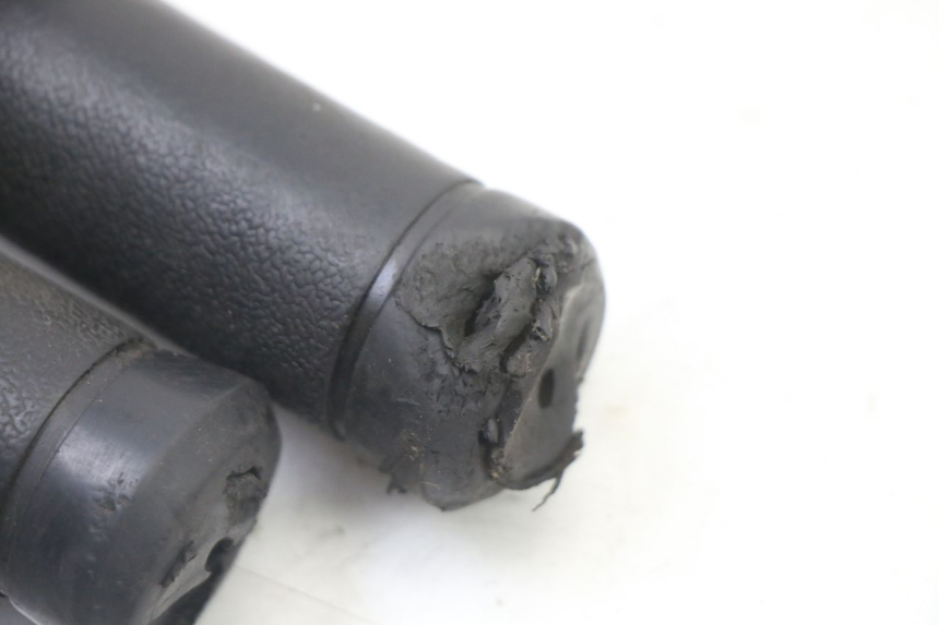 photo de MANOPOLE DELL'ACCELERATORE PEUGEOT TWEET 4T 50 (2014 - 2019)