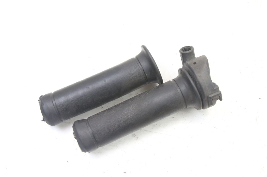 photo de MANOPOLE DELL'ACCELERATORE PEUGEOT TWEET 4T 50 (2014 - 2019)