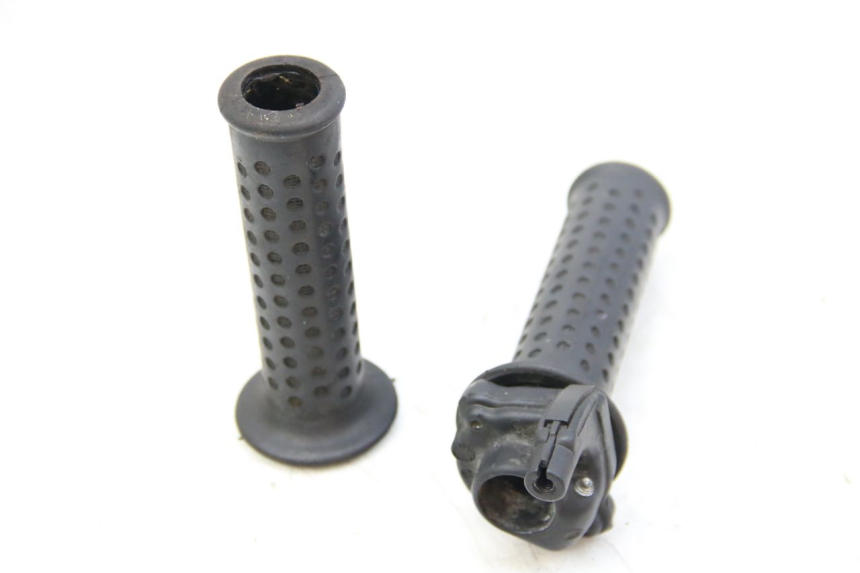 photo de MANOPOLE DELL'ACCELERATORE PIAGGIO VESPA GRANTURISMO 125 (2003 - 2007)
