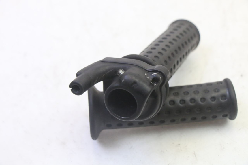 photo de MANOPOLE DELL'ACCELERATORE PIAGGIO VESPA S 2T 50 (2007 - 2014)