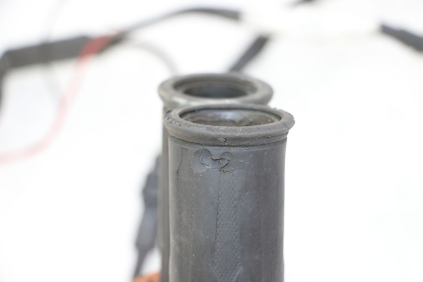 photo de MANOPOLE DELL'ACCELERATORE YAMAHA XMAX X-MAX 125 (2006 - 2009)