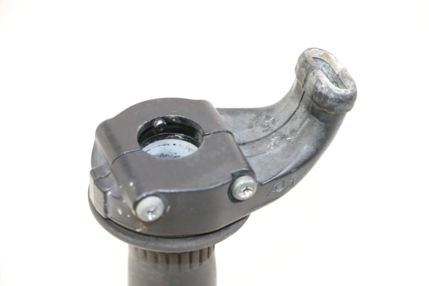 photo de ACCELERATORE YAMAHA XJN DIVERSION 600 (2000 - 2003)