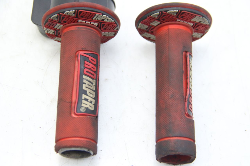 photo de MANOPOLE DELL'ACCELERATORE PEUGEOT XP6 50 (1997 - 2003)