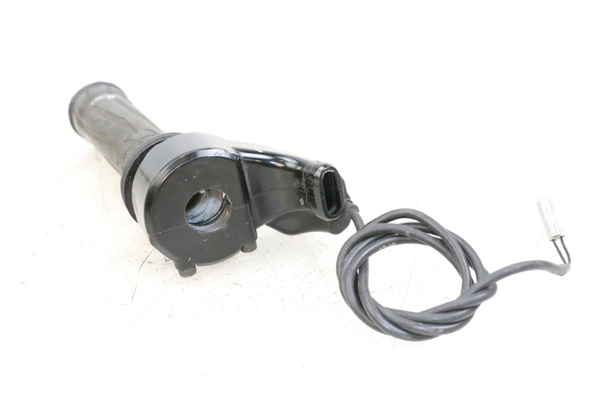 photo de MANOPOLE DELL'ACCELERATORE YAMAHA FJR ABS 1300 (2006 - 2012)