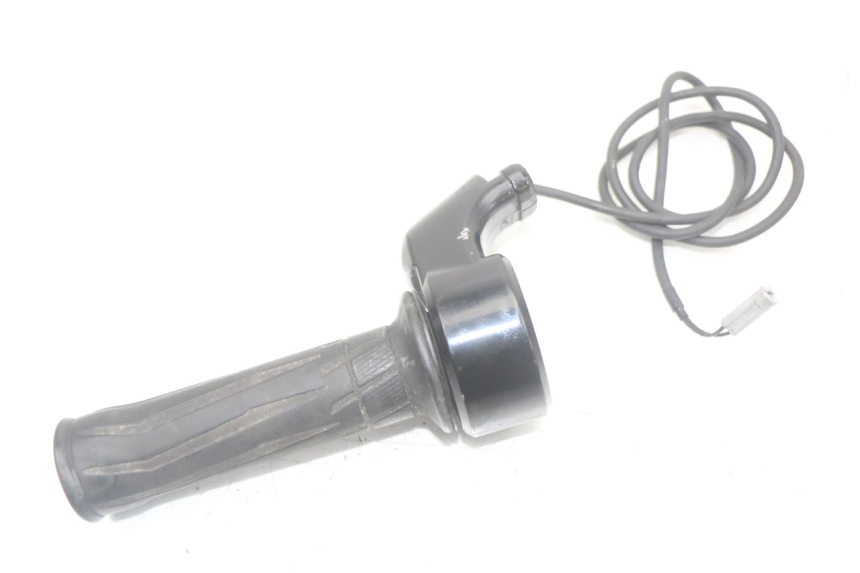 photo de MANOPOLE DELL'ACCELERATORE YAMAHA FJR ABS 1300 (2006 - 2012)