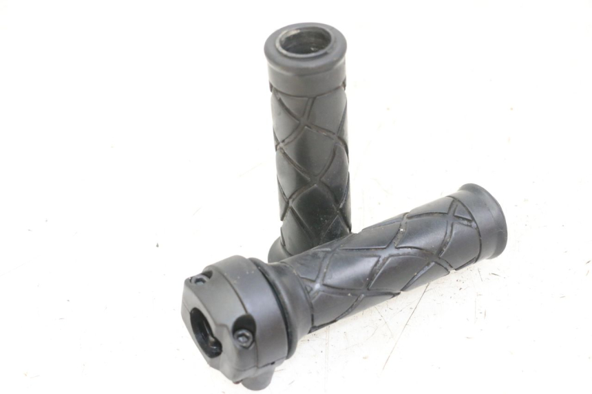 photo de Manopola dell'acceleratore YAMAHA NEOS NEO'S 4T 50 (2008 - 2016)