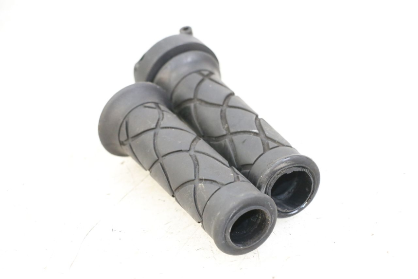 photo de Manopola dell'acceleratore YAMAHA NEOS NEO'S 4T 50 (2008 - 2016)