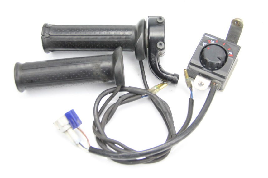 photo de Manopola dell'acceleratore YAMAHA TDM ABS 900 (2002 - 2014)