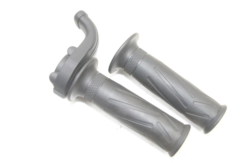 photo de ACCELERATORE YAMAHA TRACER 7 700 (2020 - 2024)