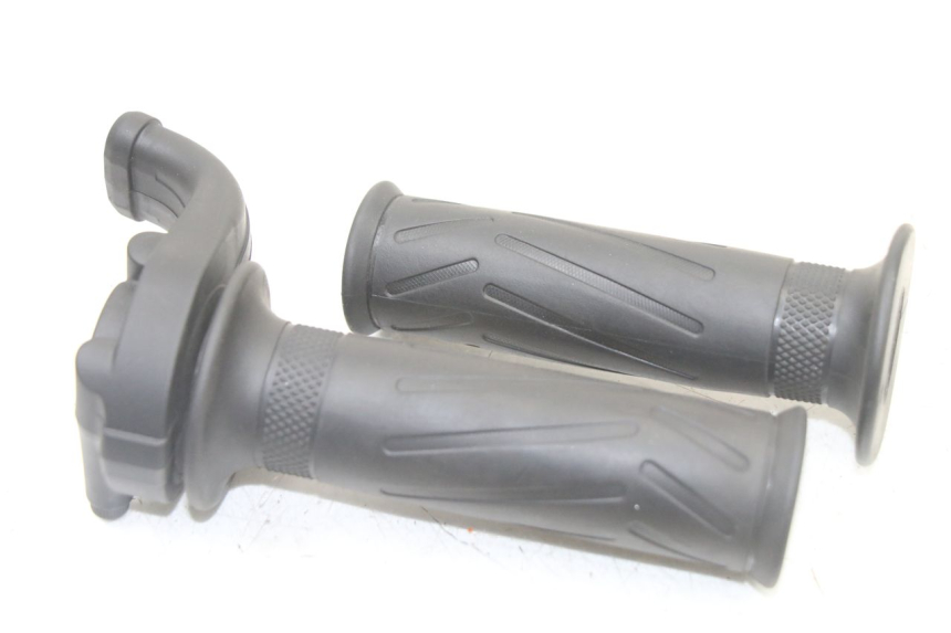 photo de ACCELERATORE YAMAHA TRACER 7 700 (2020 - 2024)