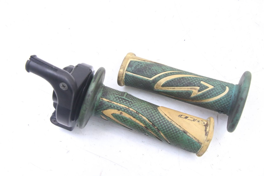 photo de MANOPOLE DELL'ACCELERATORE YAMAHA TTR 125 (2000 - 2020)