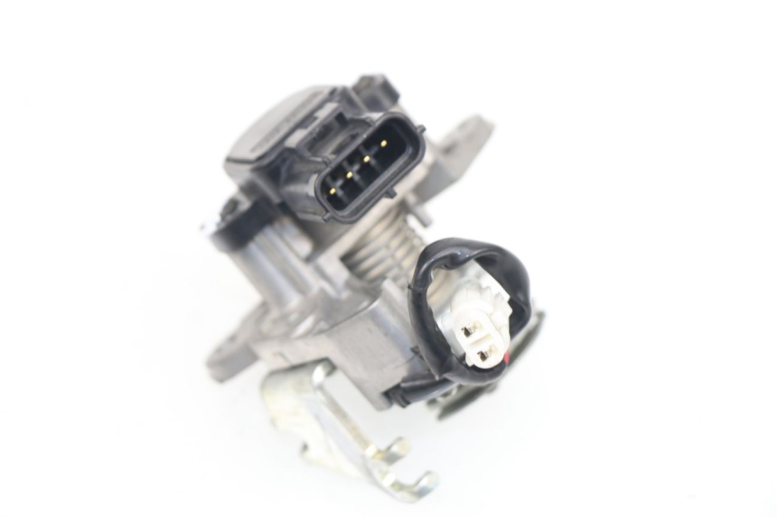 photo de ACCELERATORE YAMAHA YP T-MAX TMAX 530 (2017 - 2020)