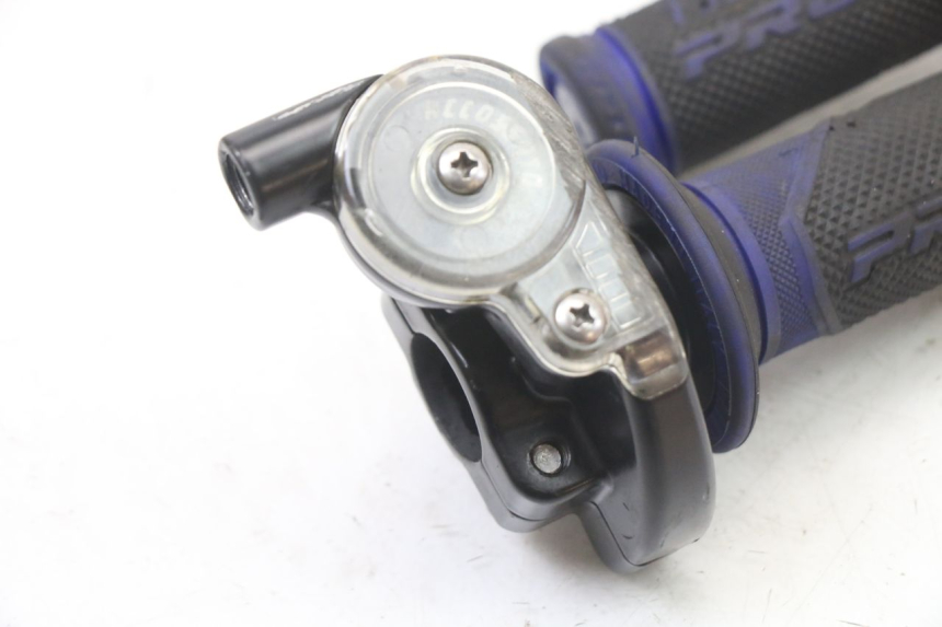 photo de ACCELERATORE YAMAHA YZ 125 (2006 - 2016)