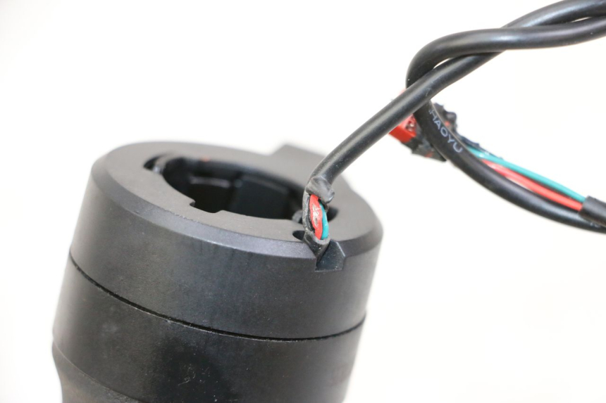 photo de ACCELERATORE SEGWAY NINEBOT ZT3 PRO 1