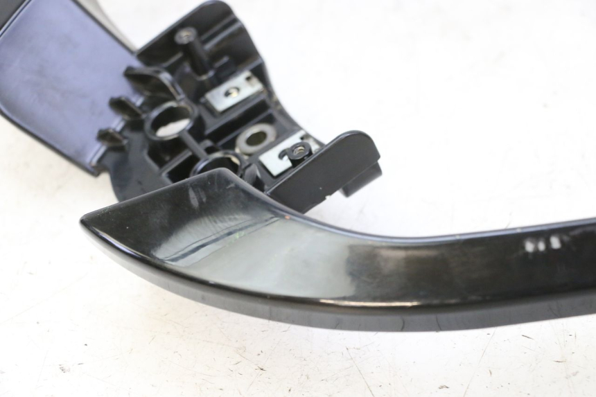 photo de MANIGLIONE QUADRO 4 4D 350 (2015 - 2018)