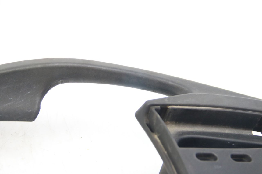 photo de MANIGLIA POSTERIORE APRILIA ATLANTIC 500 (2002 - 2003)