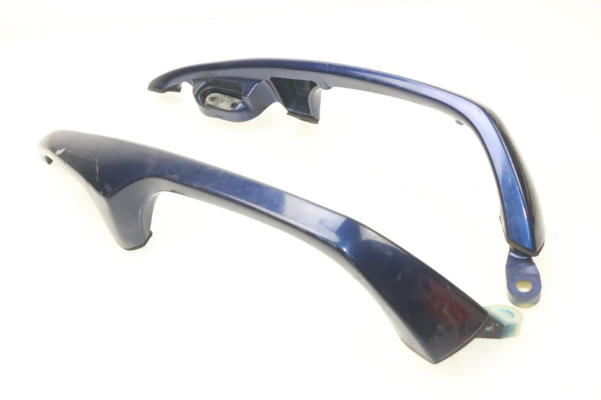 photo de MANIGLIA POSTERIORE SUZUKI BURGMAN 650 (2002 - 2004)