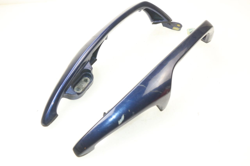photo de MANIGLIA POSTERIORE SUZUKI BURGMAN 650 (2002 - 2004)