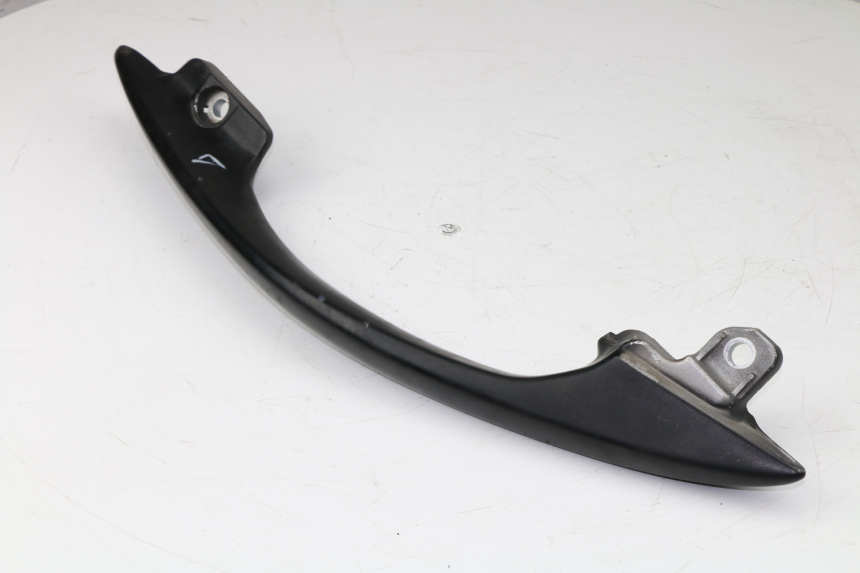 photo de MANOPOLE POSTERIORE DESTRA SUZUKI AN BURGMAN 400 (1999 - 2005)