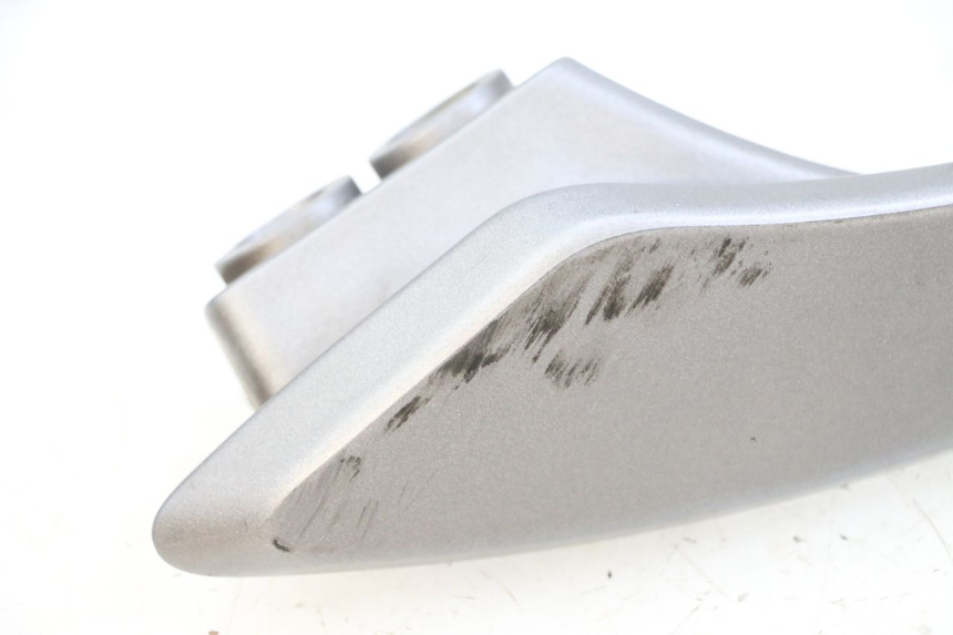 photo de MANIGLIONE DESTRO SUZUKI BURGMAN 650 (2013 - 2020)