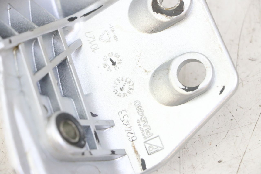 photo de MANIGLIONE DESTRO PIAGGIO MP3 LT 300 (2010 - 2016)