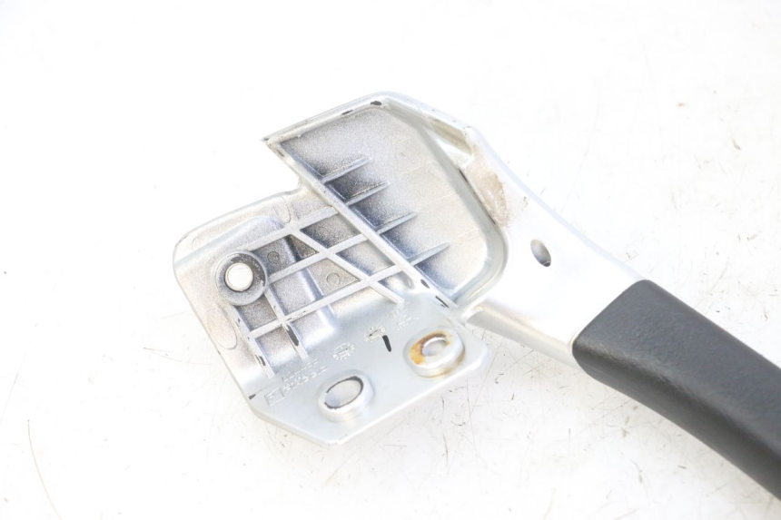 photo de MANIGLIA POSTERIORE DESTRA PIAGGIO MP3 LT 300 (2010 - 2016)