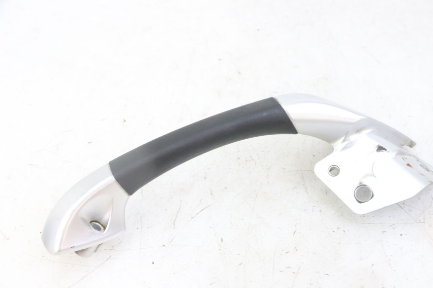 photo de MANIGLIA POSTERIORE DESTRA PIAGGIO MP3 LT 300 (2010 - 2016)