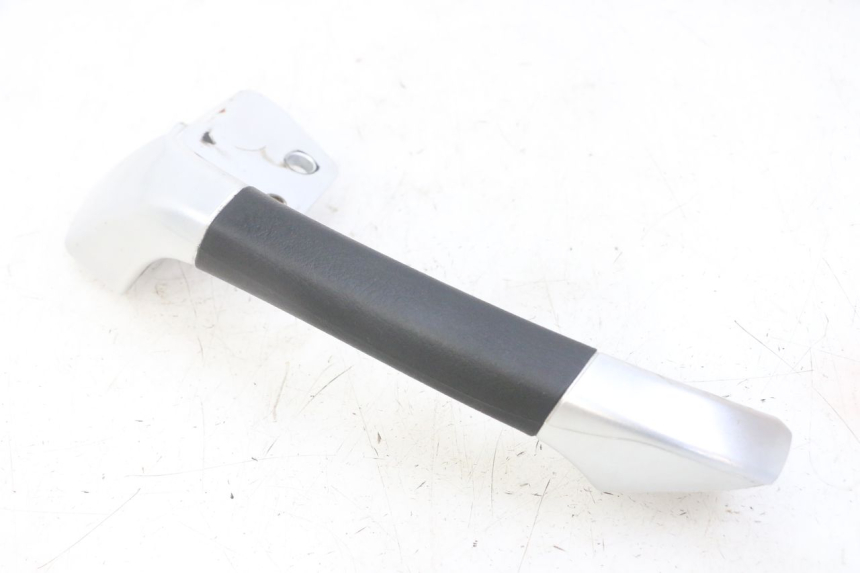 photo de MANIGLIA POSTERIORE DESTRA PIAGGIO MP3 LT 300 (2010 - 2016)