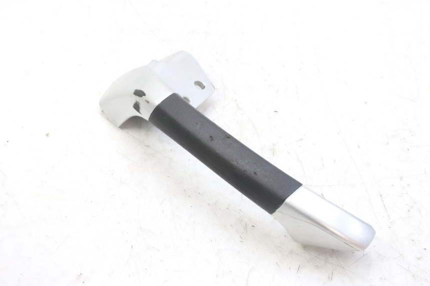 photo de MANIGLIA POSTERIORE DESTRA PIAGGIO MP3 RL 250 (2007 - 2010)