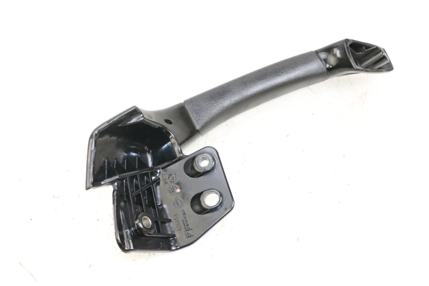 photo de MANIGLIA POSTERIORE DESTRA PIAGGIO MP3 500 (2011 - 2015)