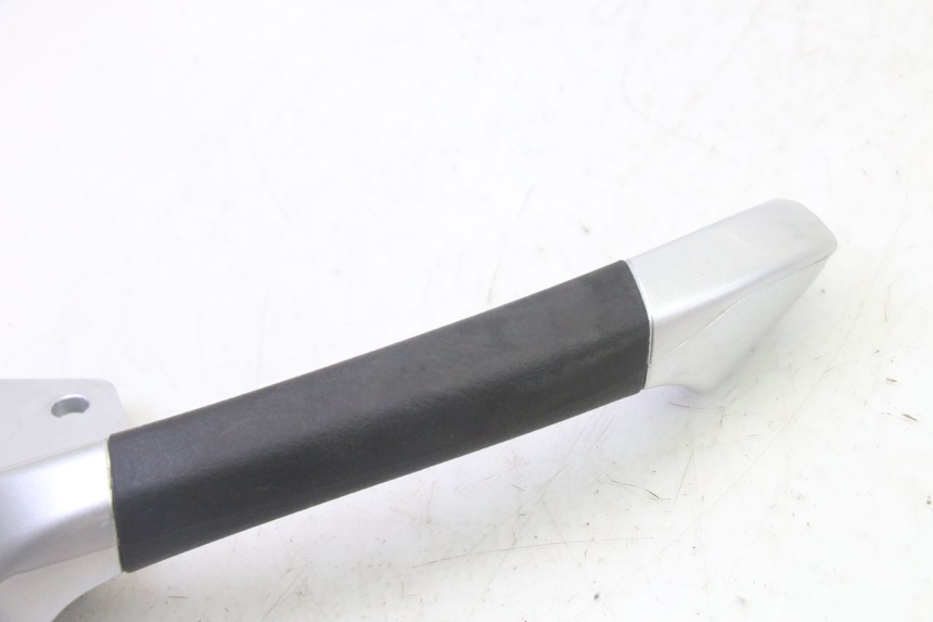 photo de MANIGLIA POSTERIORE DESTRA PIAGGIO MP3 RL 250 (2007 - 2010)